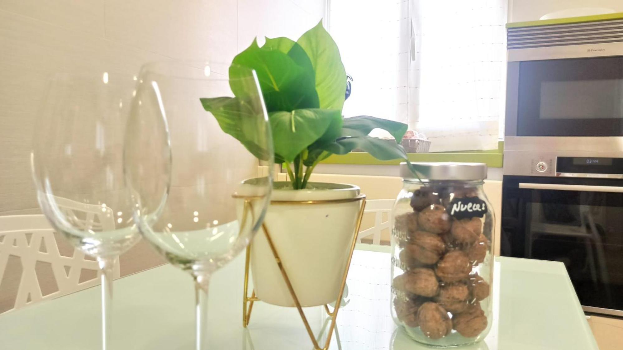 Ohana, Apartamento-Parking Privado Gratis-Centrico-Wifi-Ascensor-Sin Cuestas-82M2 Bermeo Bagian luar foto